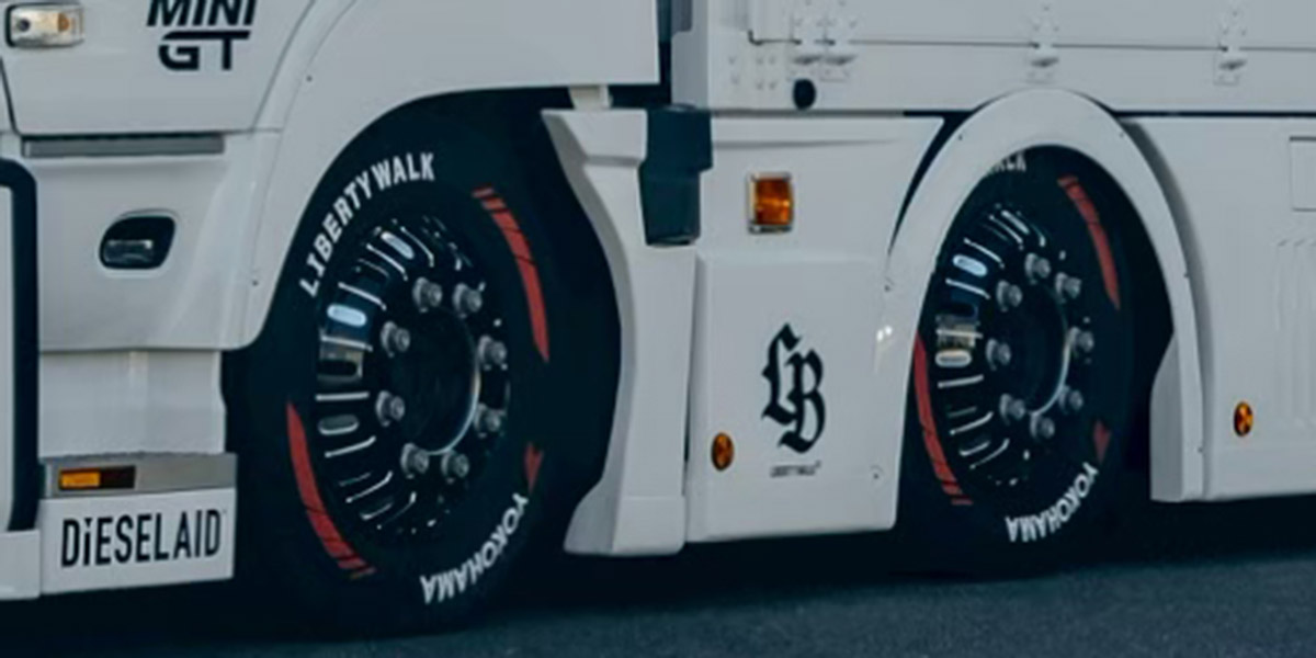 ②フロントマッドガード / CARGO